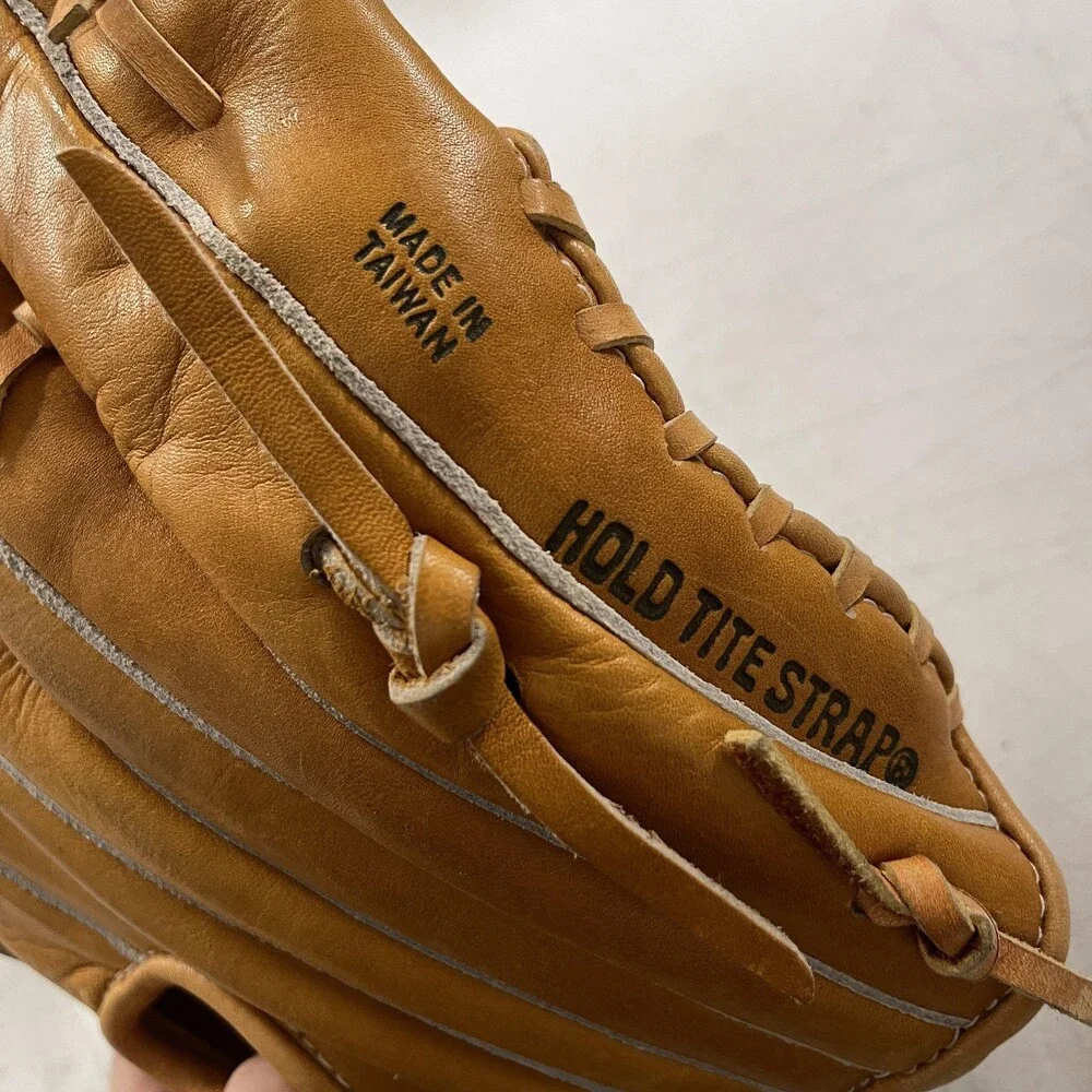 Wilson vintage bobby